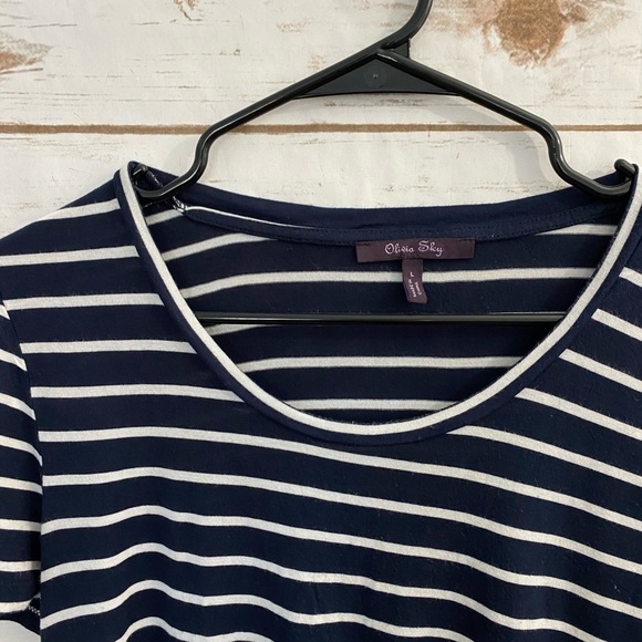 Olivia Sky Dark Navy & White Short Sleeve Tee - Picture 3 of 4